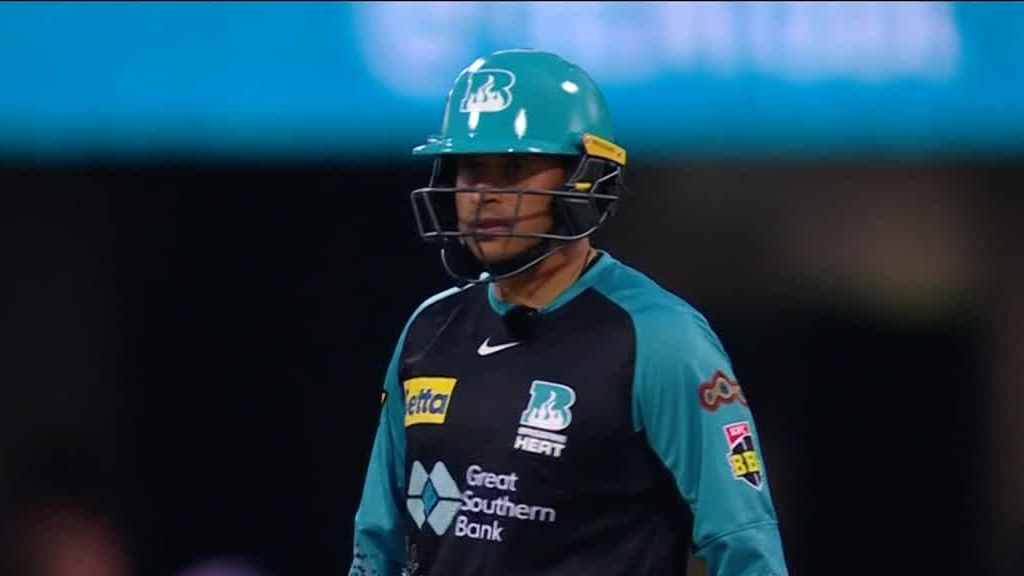 Khawaja's awkward bat issue