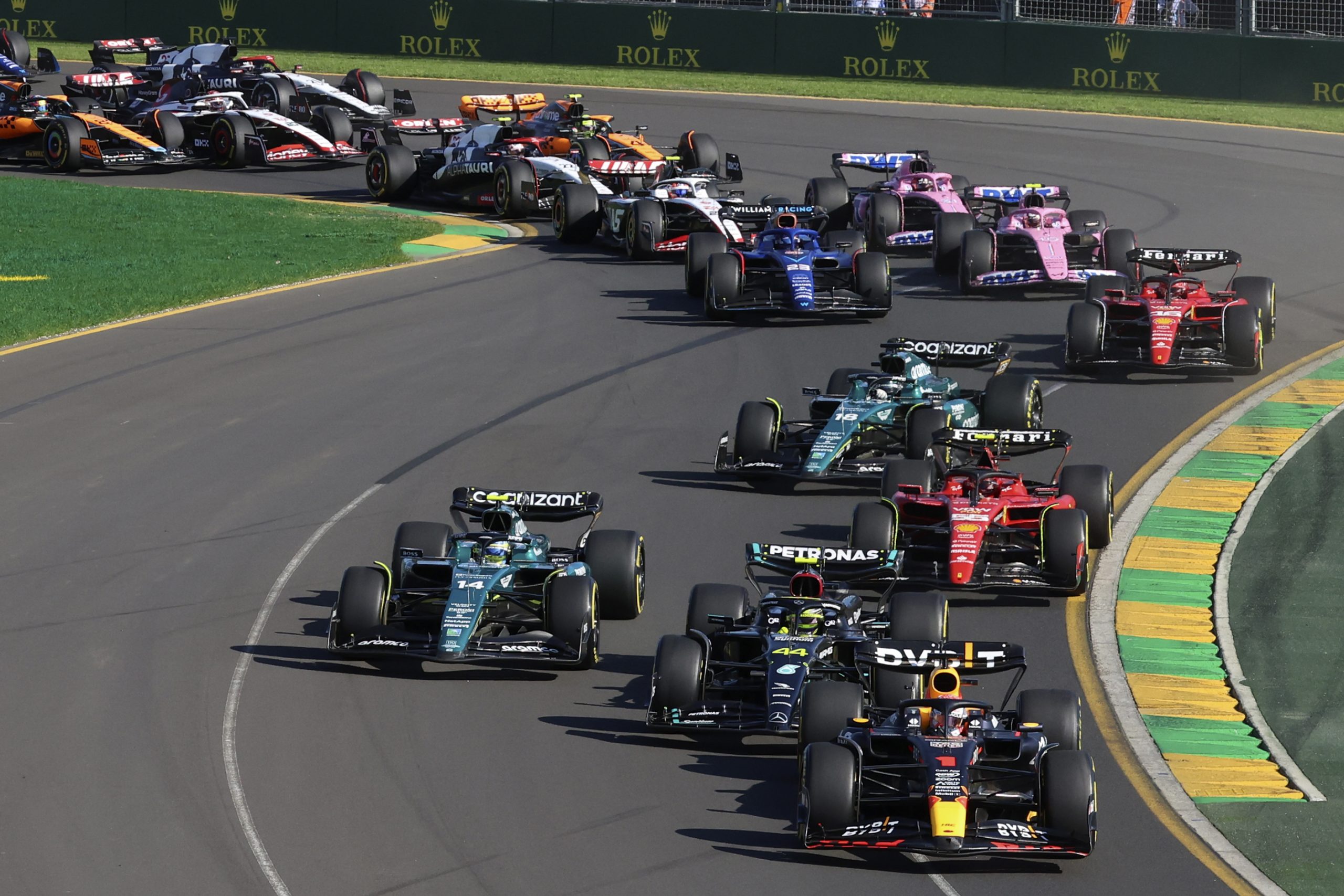 The start of the 2024 Australian Grand Prix.