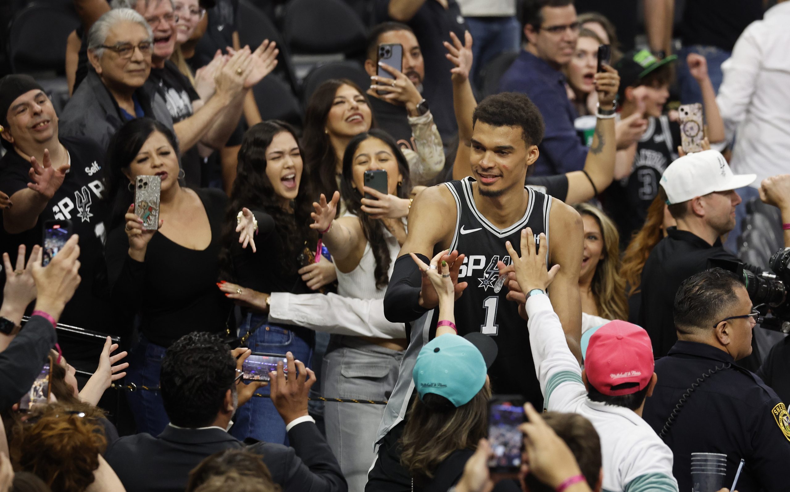 Victor Wembanyama greets the crowd after the San Antonio Spurs defeated the New York Knicks.