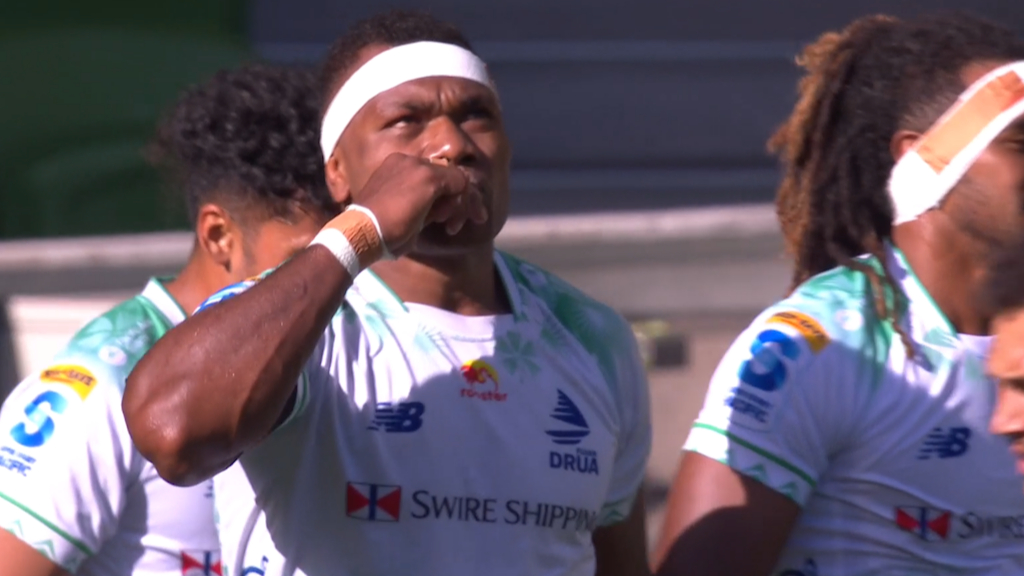 Fijian Drua bust through for epic try