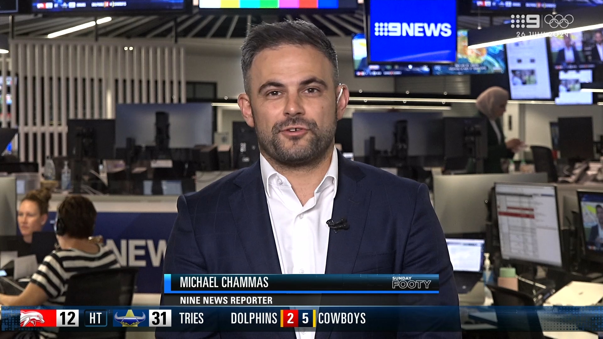 Dragons chasing Wallabies star with Lomax deadline set