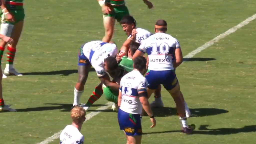 Wild melee erupts after Ilias injury