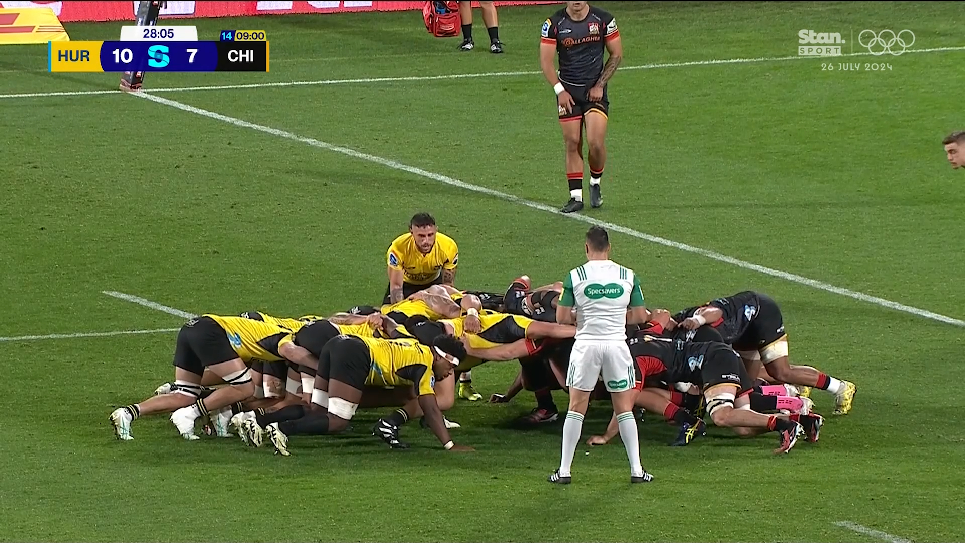 Hurricanes scrum destroys Chiefs