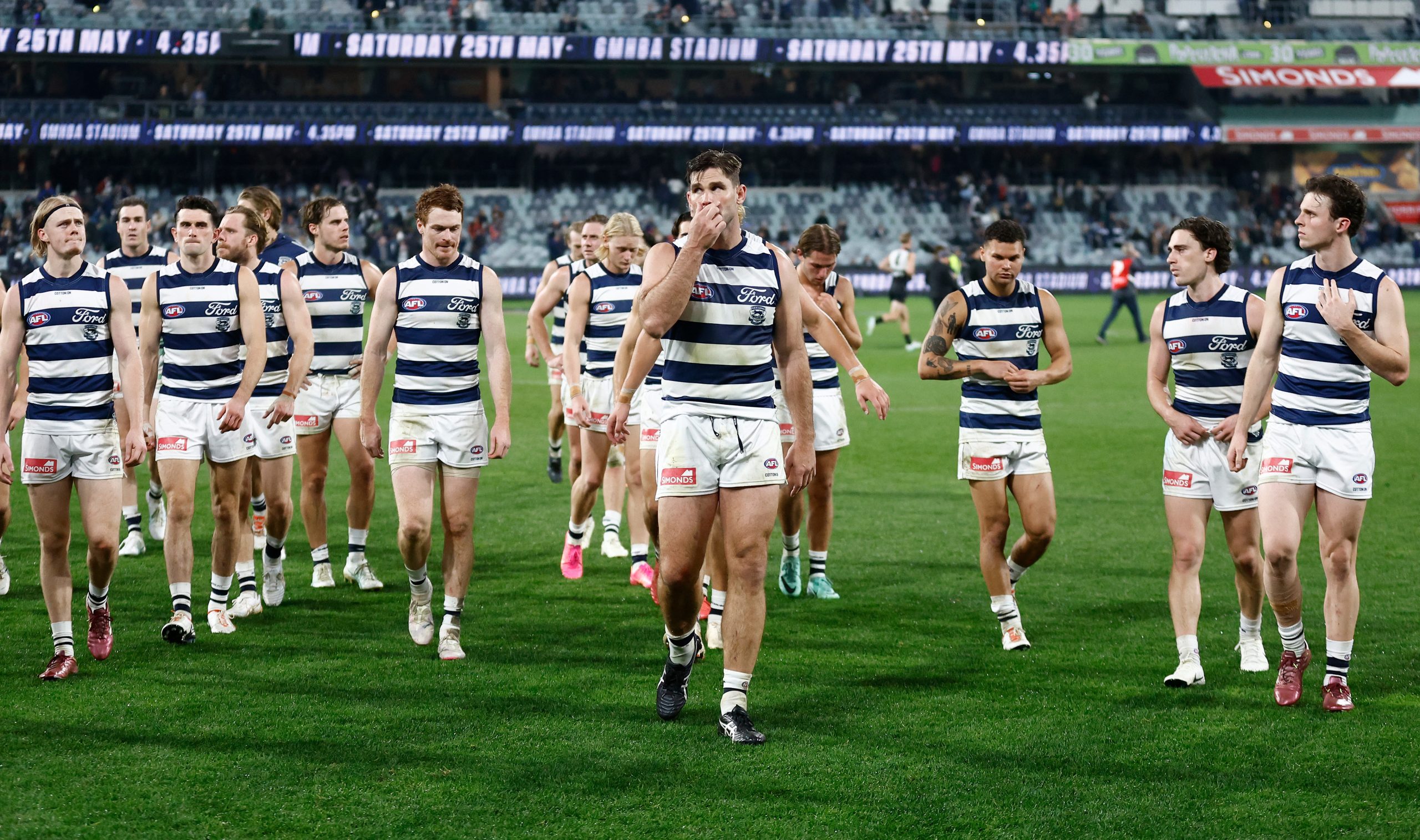 The Cats are 7-2 after nine rounds.