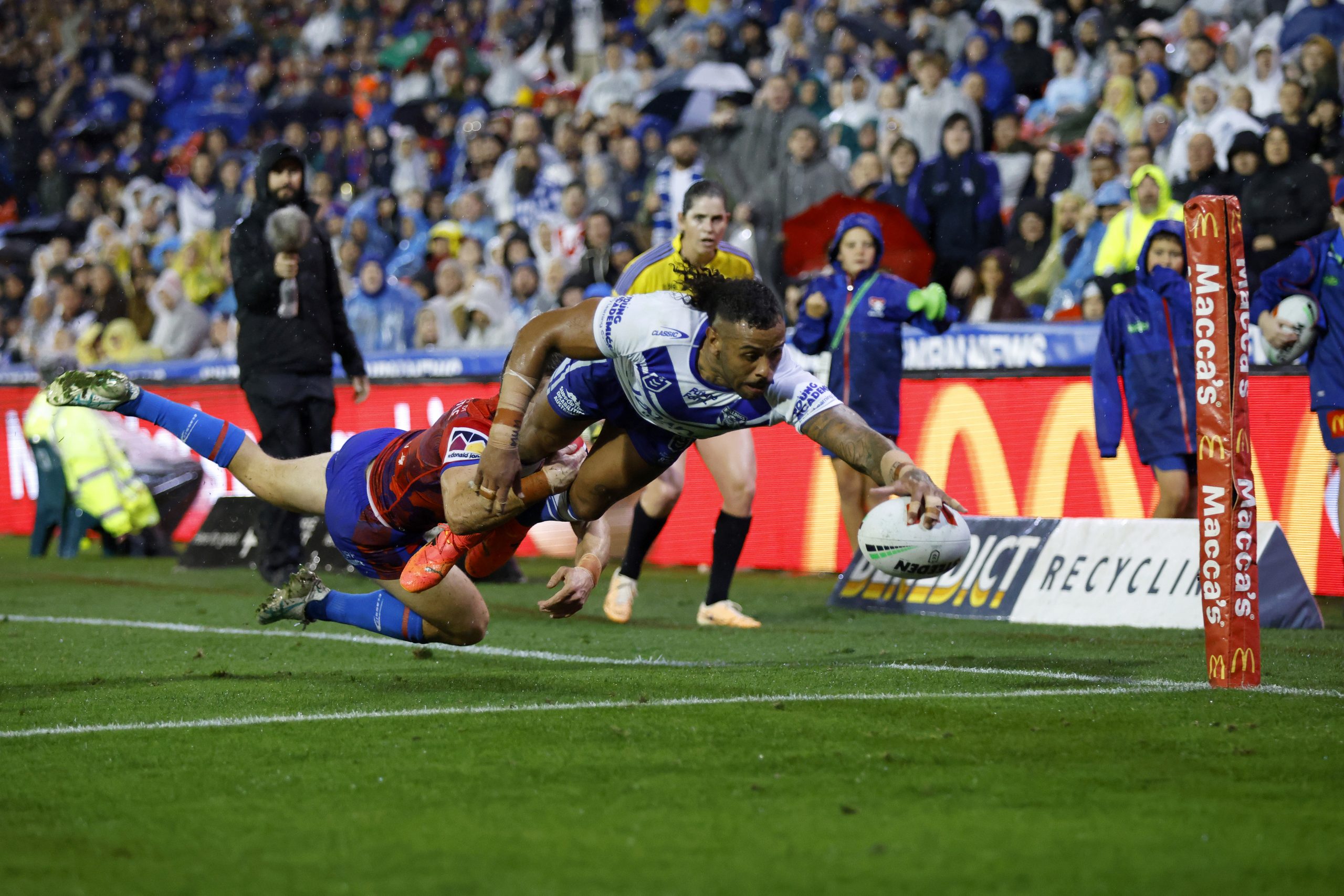 Bulldogs winger Josh Addo-Carr scoring his second try of the night against Newcastle.