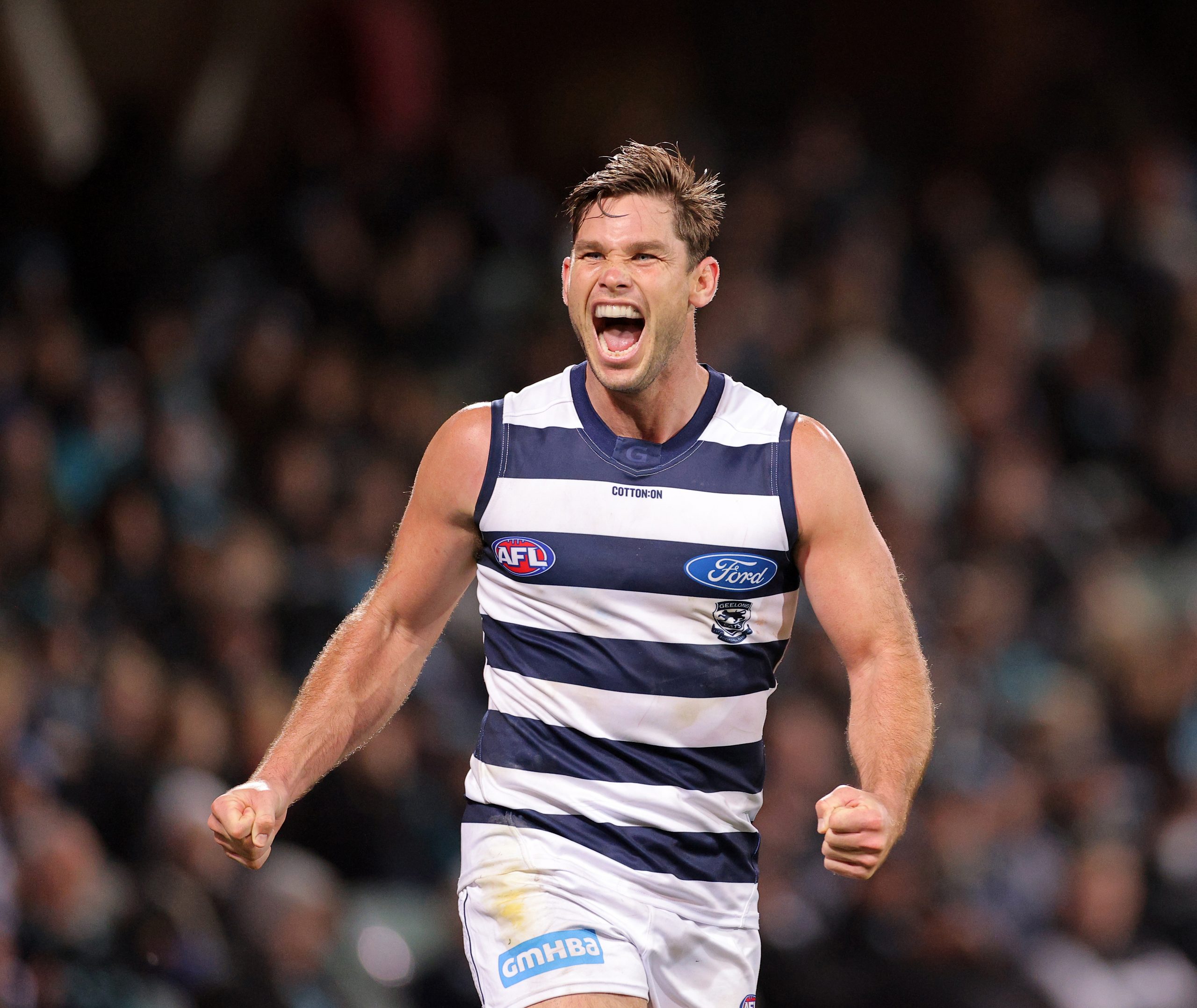 Hawkins breaks Selwood's games record.