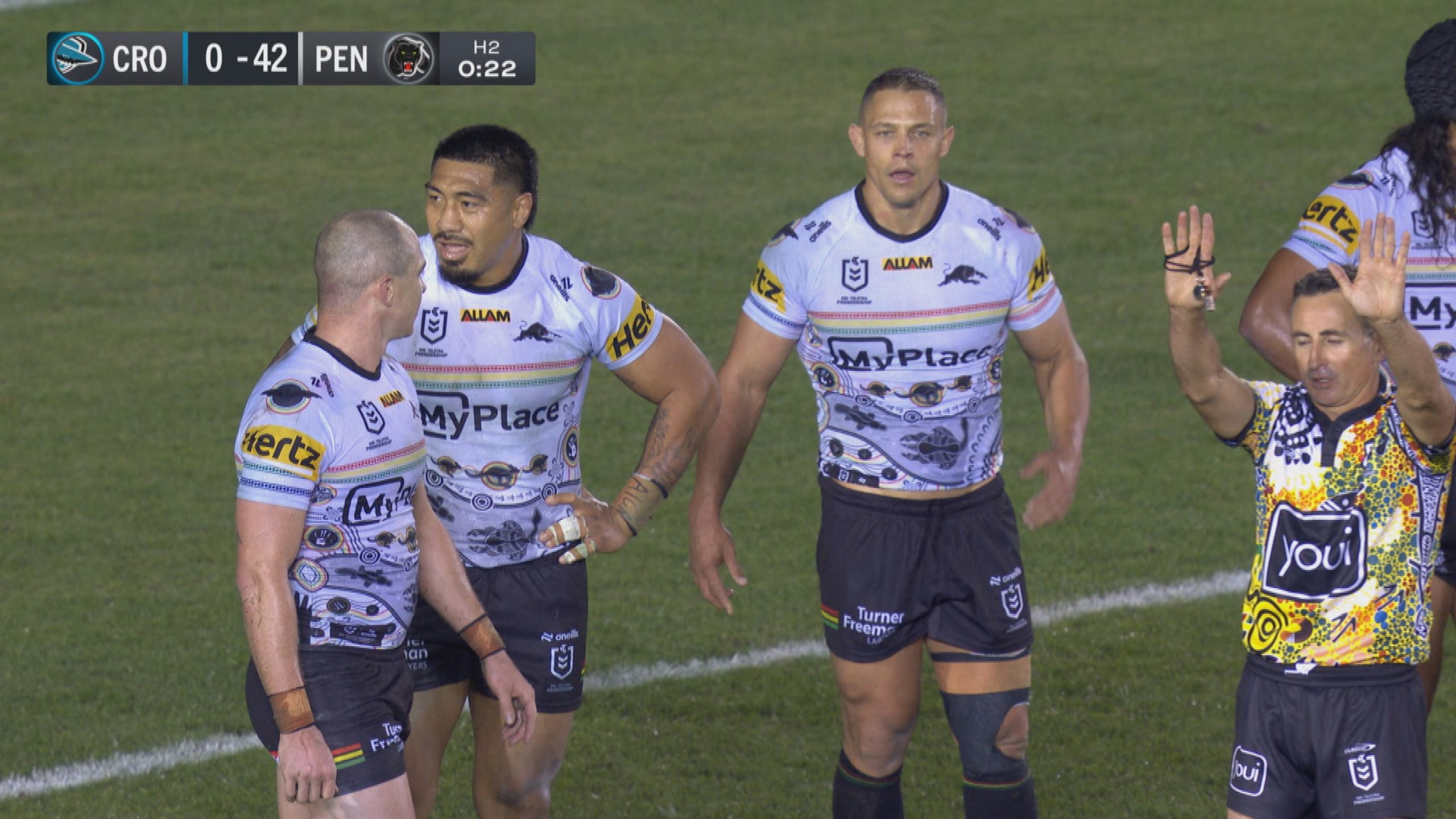 Moses Leota sent to the sin-bin.