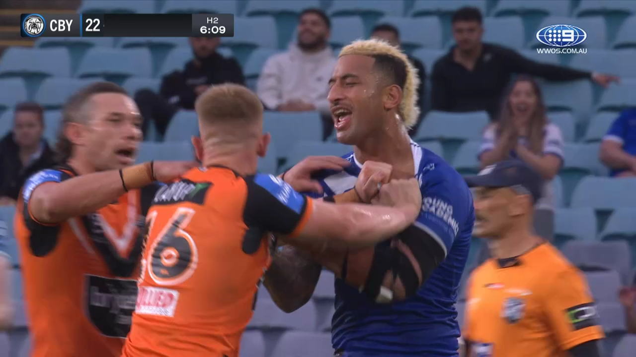 NRL Highlights: Bulldogs v Tigers - Round 9