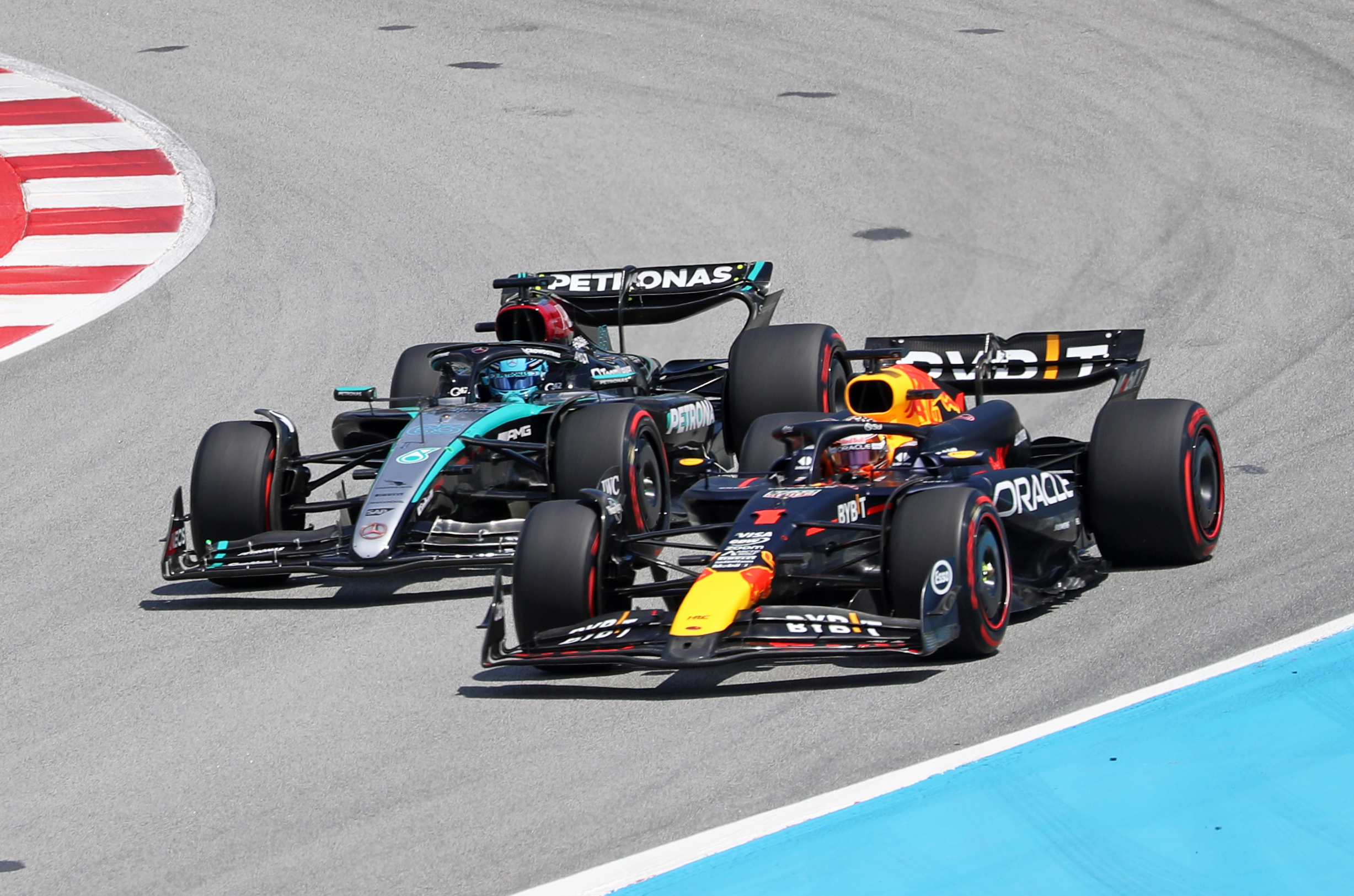 Max Verstappen, from Oracle Red Bull Racing team, is driving a Red Bull and passing George Russell during the race of the Formula 1 Aramco Spanish Grand Prix, held at the Barcelona Catalunya circuit, in Barcelona, Spain, on June 23, 2024. (Photo by Joan Valls/Urbanandsport /NurPhoto)