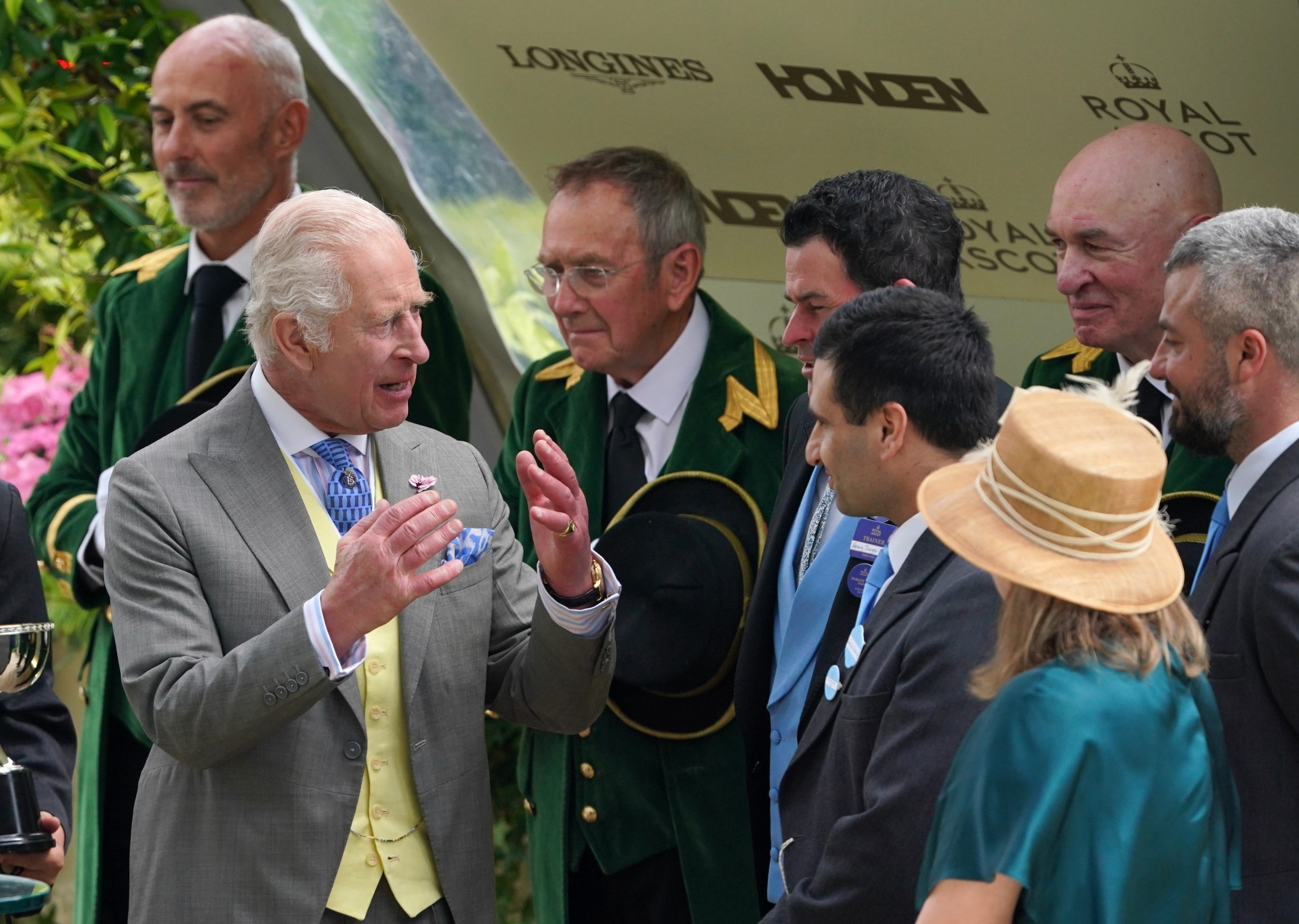 King Charles III addresses winning connections of Asfoora.