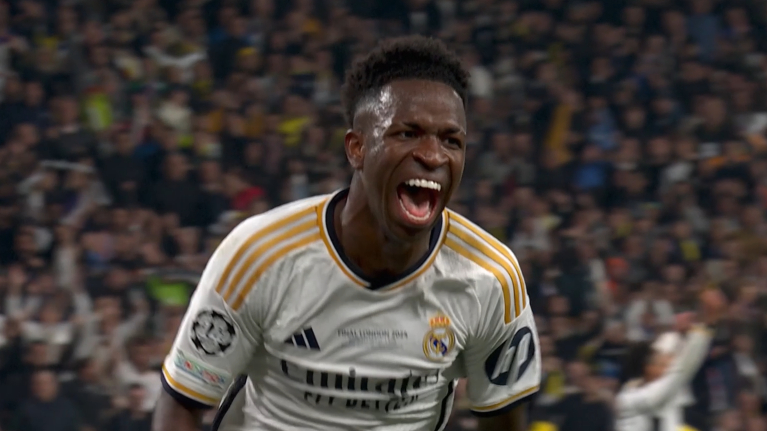 Vinicius Jr punishes Dortmund error