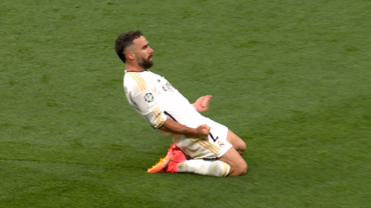 Brilliant Carvajal heads Madrid in front