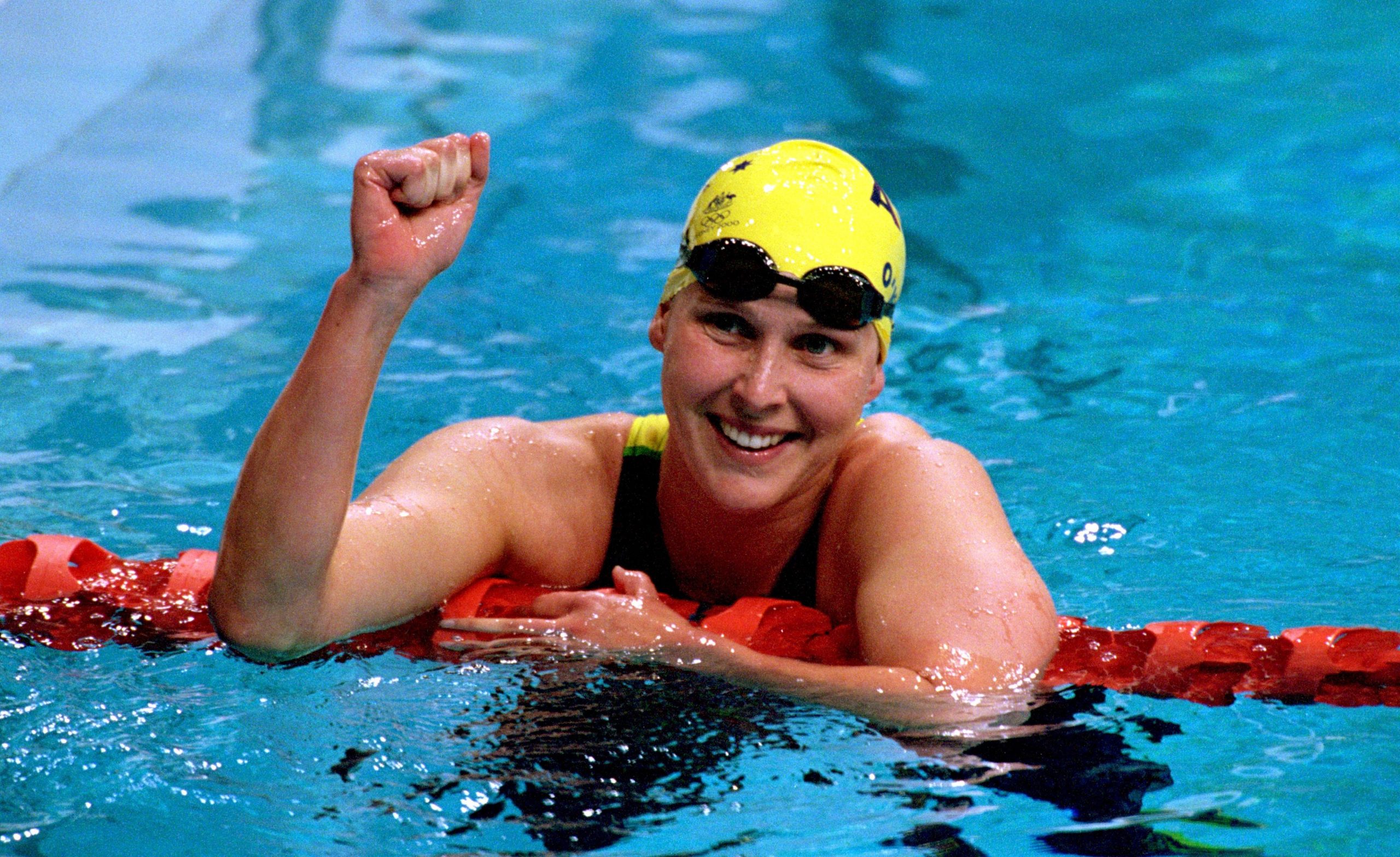 Susie O'Neill celebrates winning gold in Sydney.