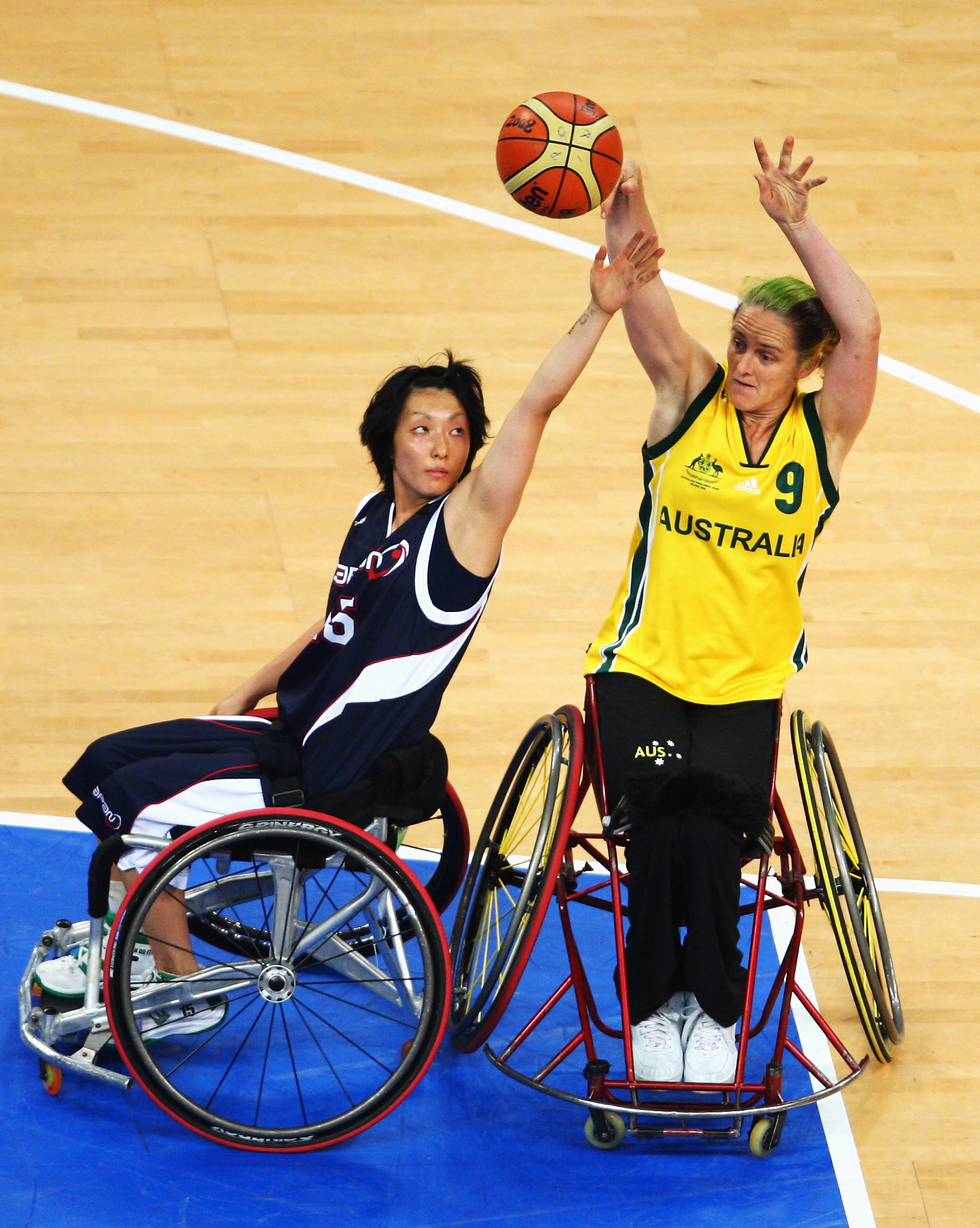 Liesl Tesch during the bronze medal match between Australia and Japan in 2008.