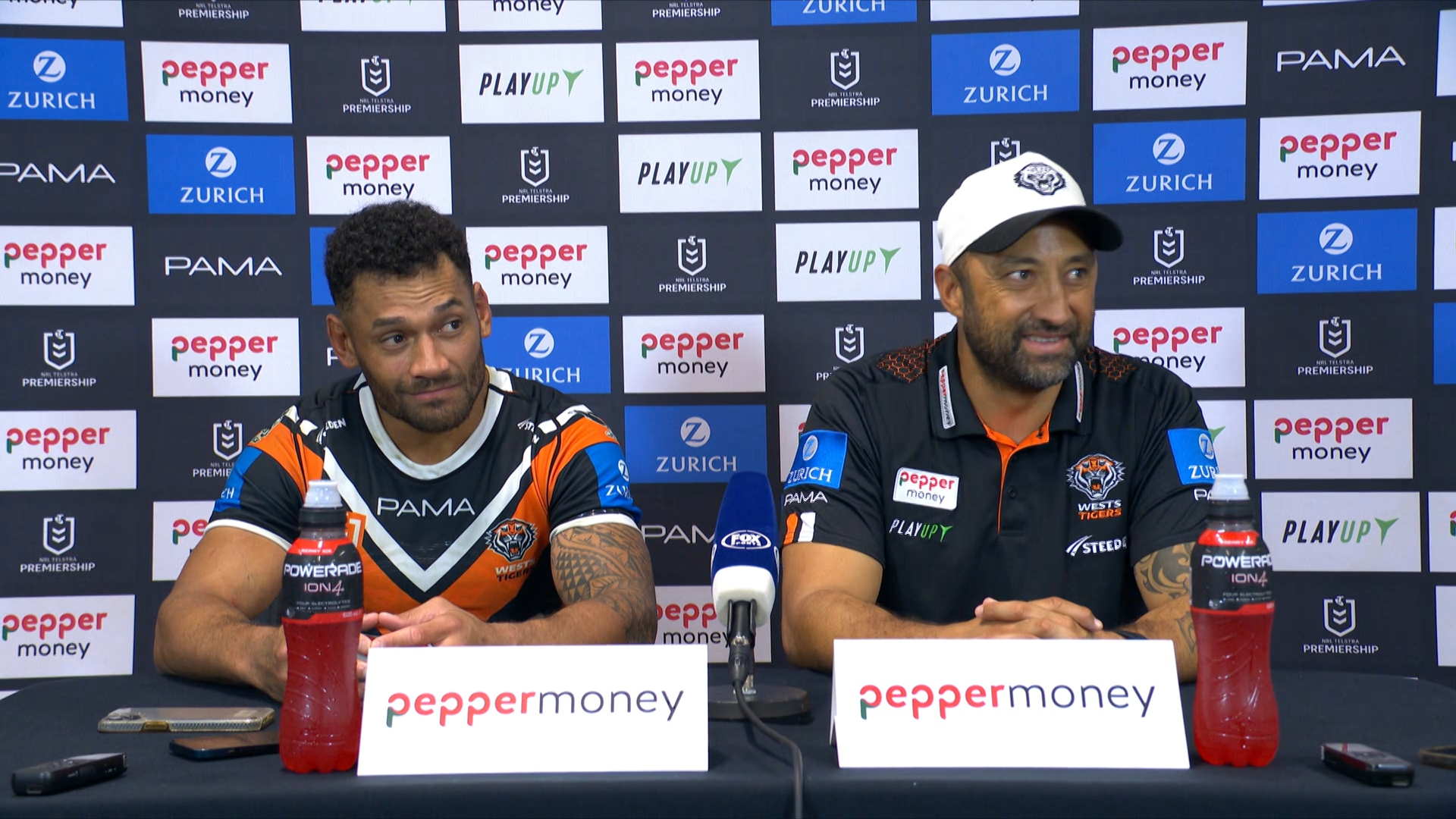 Richardson interrupts press conference