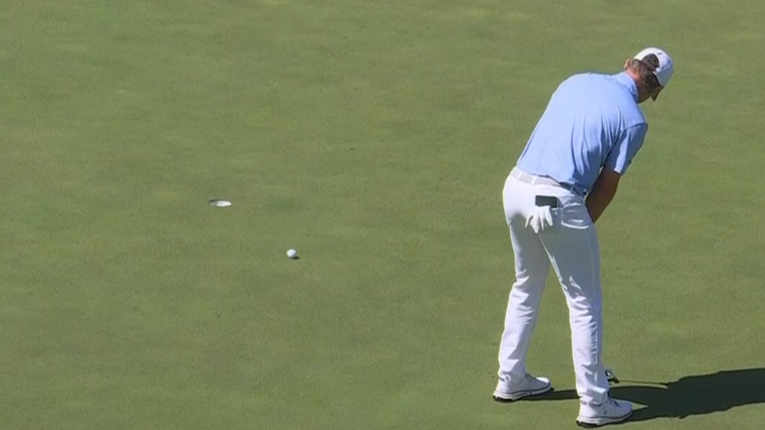 Day leads Aussie charge