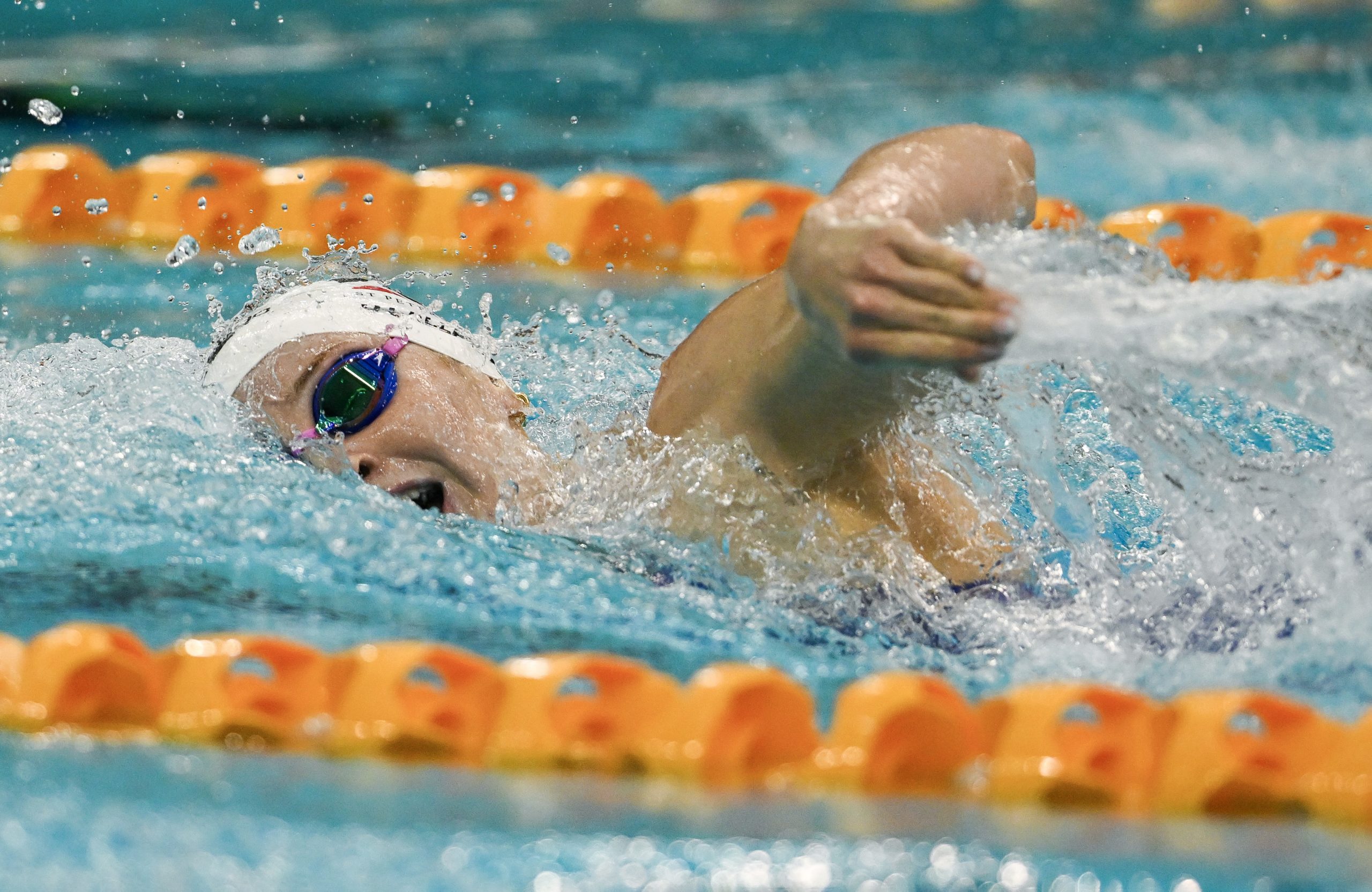 Mollie O'Callaghan powering through the 200m freestyle final.
