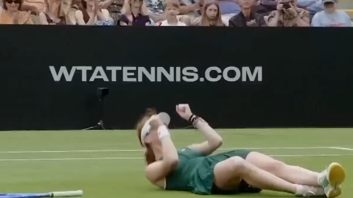 Joint wins Wimbledon warm-up