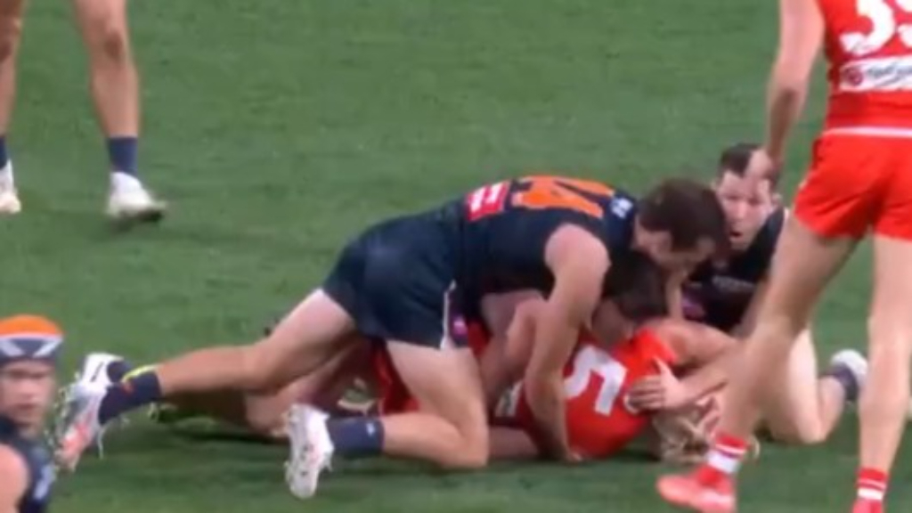 Greene whacks defenceless Heeney
