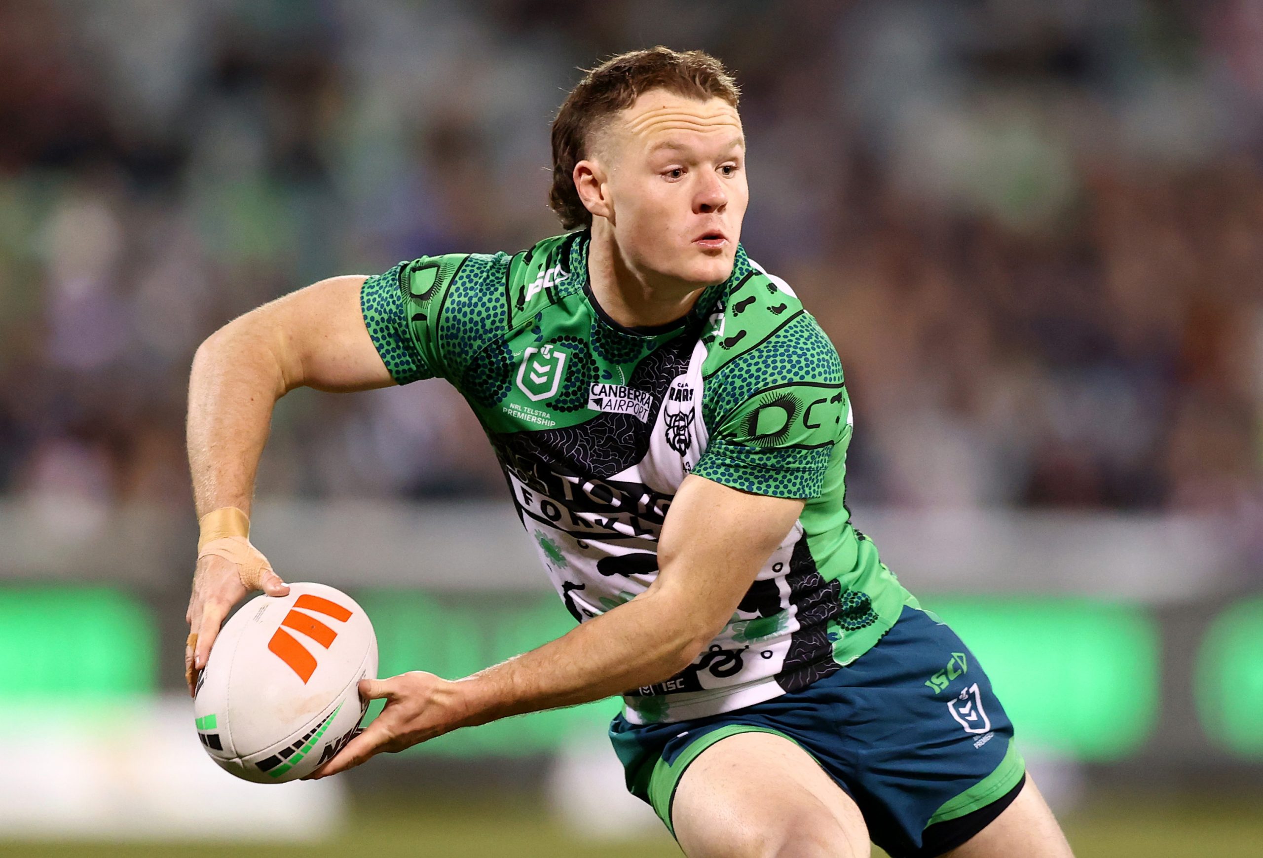 CANBERRA, AUSTRALIA - AUGUST 08: Ethan Strange of the Raiders heads to the line to score a try during the round 23 NRL match between Canberra Raiders and Manly Sea Eagles at GIO Stadium, on August 08, 2025, in Canberra, Australia. (Photo by Mark Nolan/Getty Images)