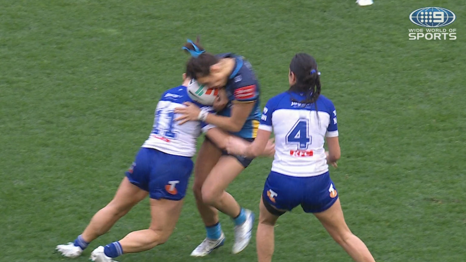 Bulldogs NRLW star puts on huge hit