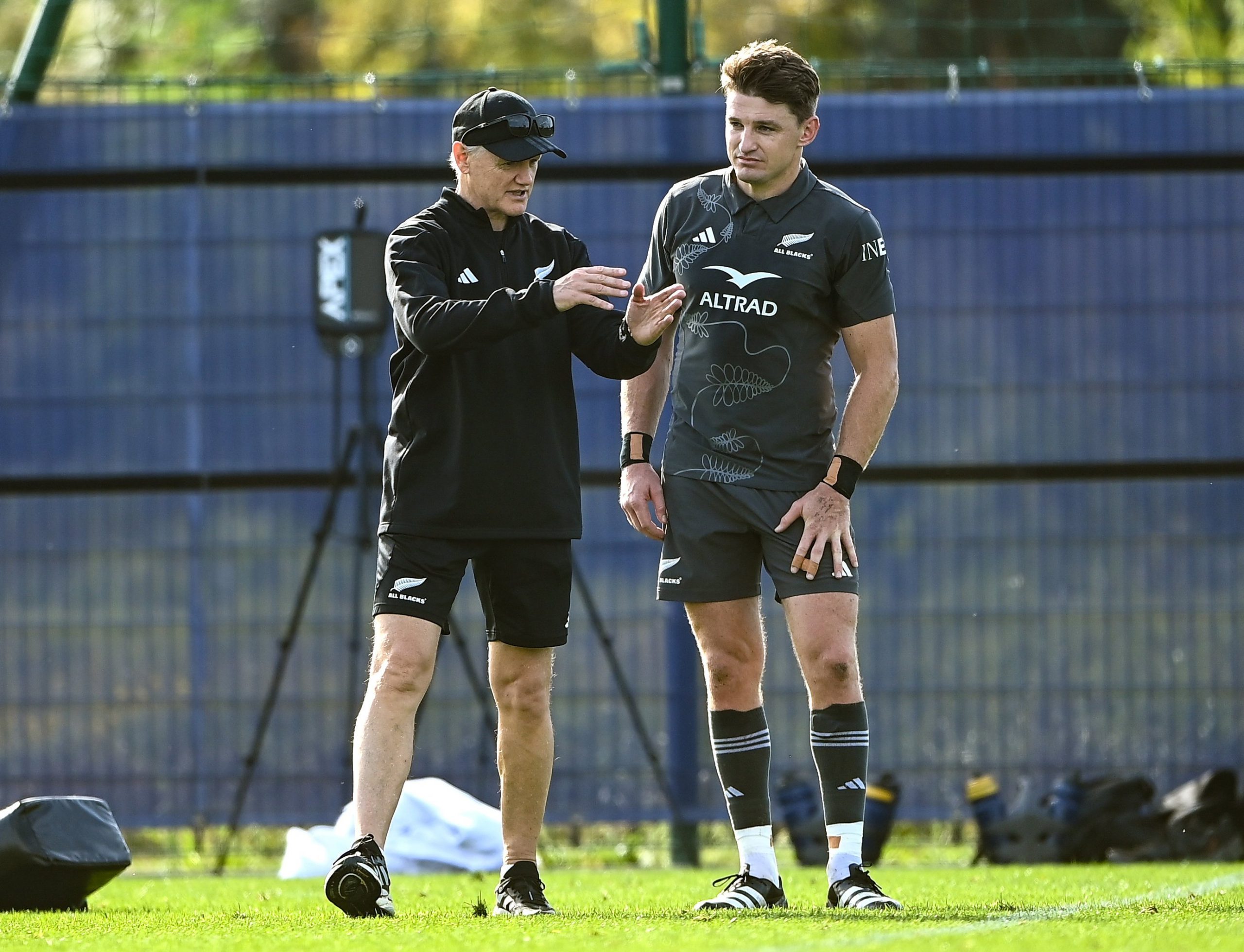 Joe Schmidt and Beauden Barrett during a New Zealand training session in Paris.