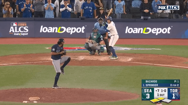 George Springer hits a 3-run home run and the Blue Jays take a 4-3 lead in Game 7!