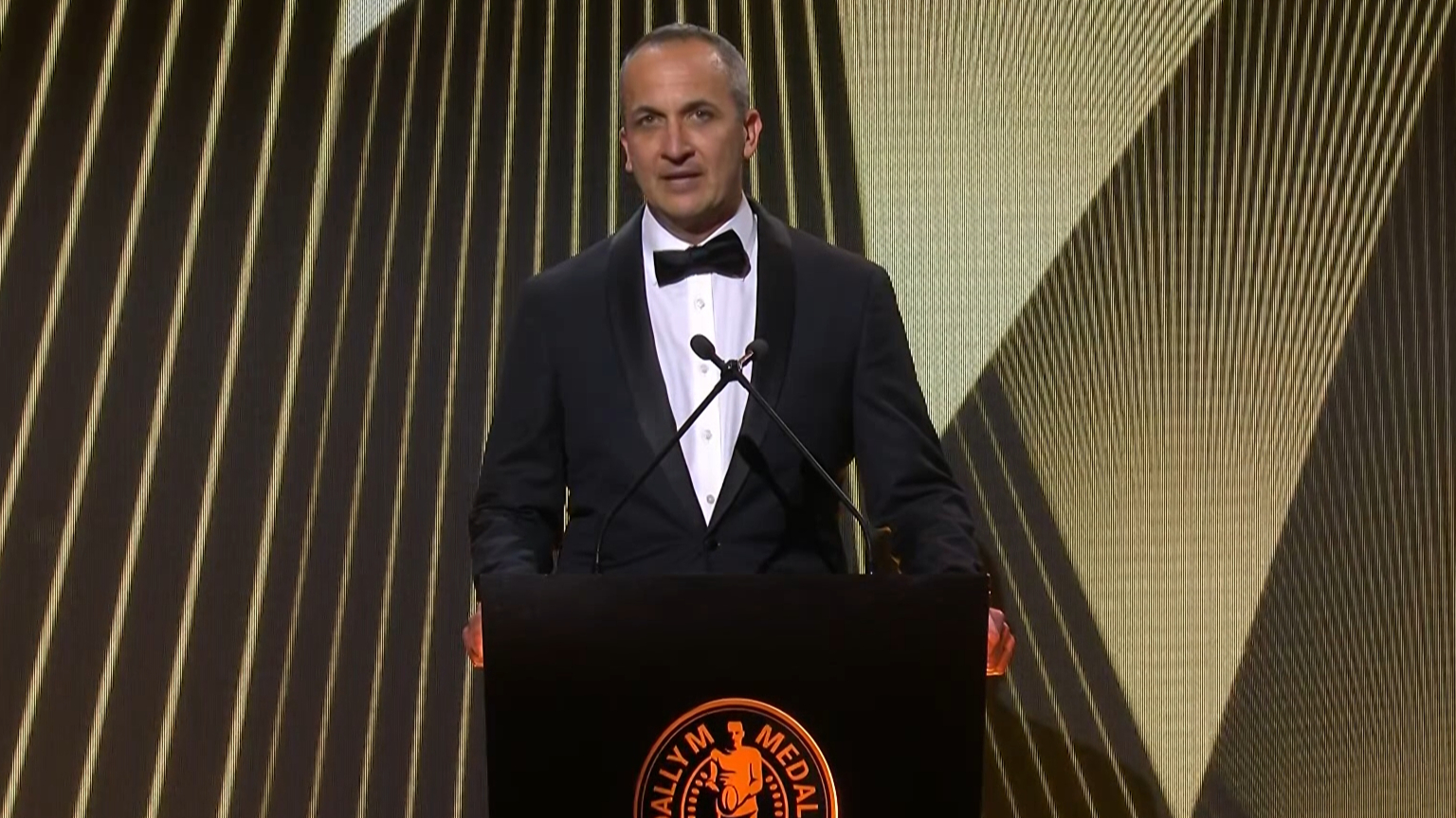 Abdo clips rival codes in speech