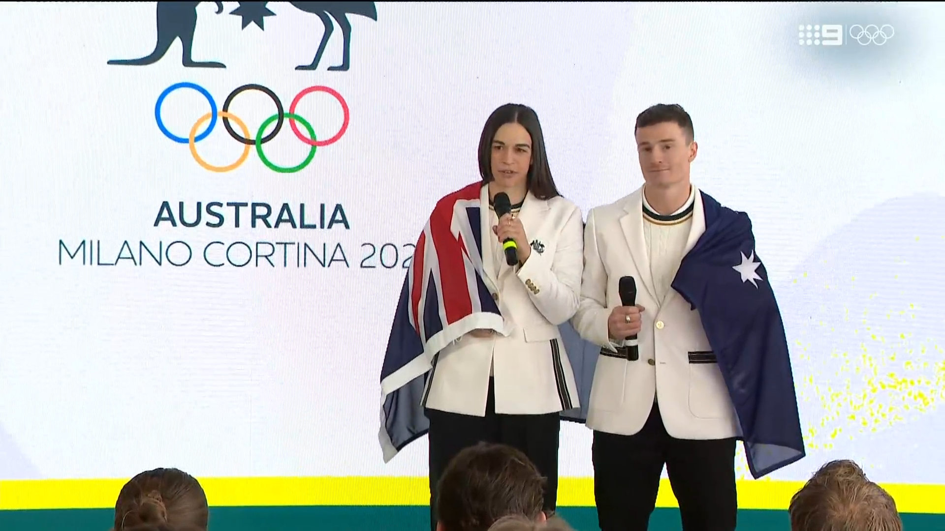 Camplin announces Australia's flag bearers