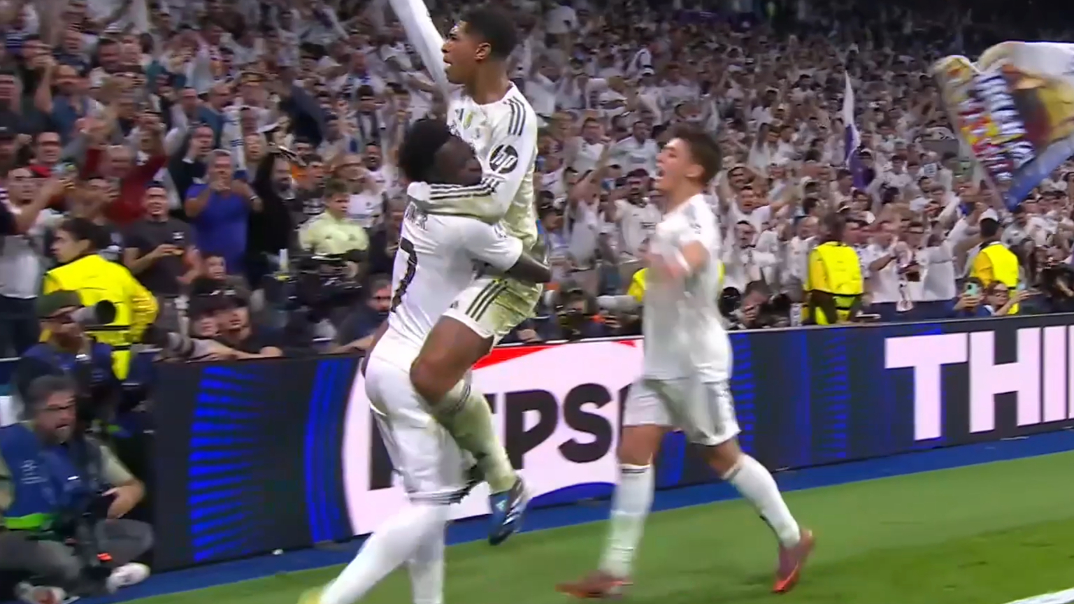 Vinicius Jr dazzles with dancing feet