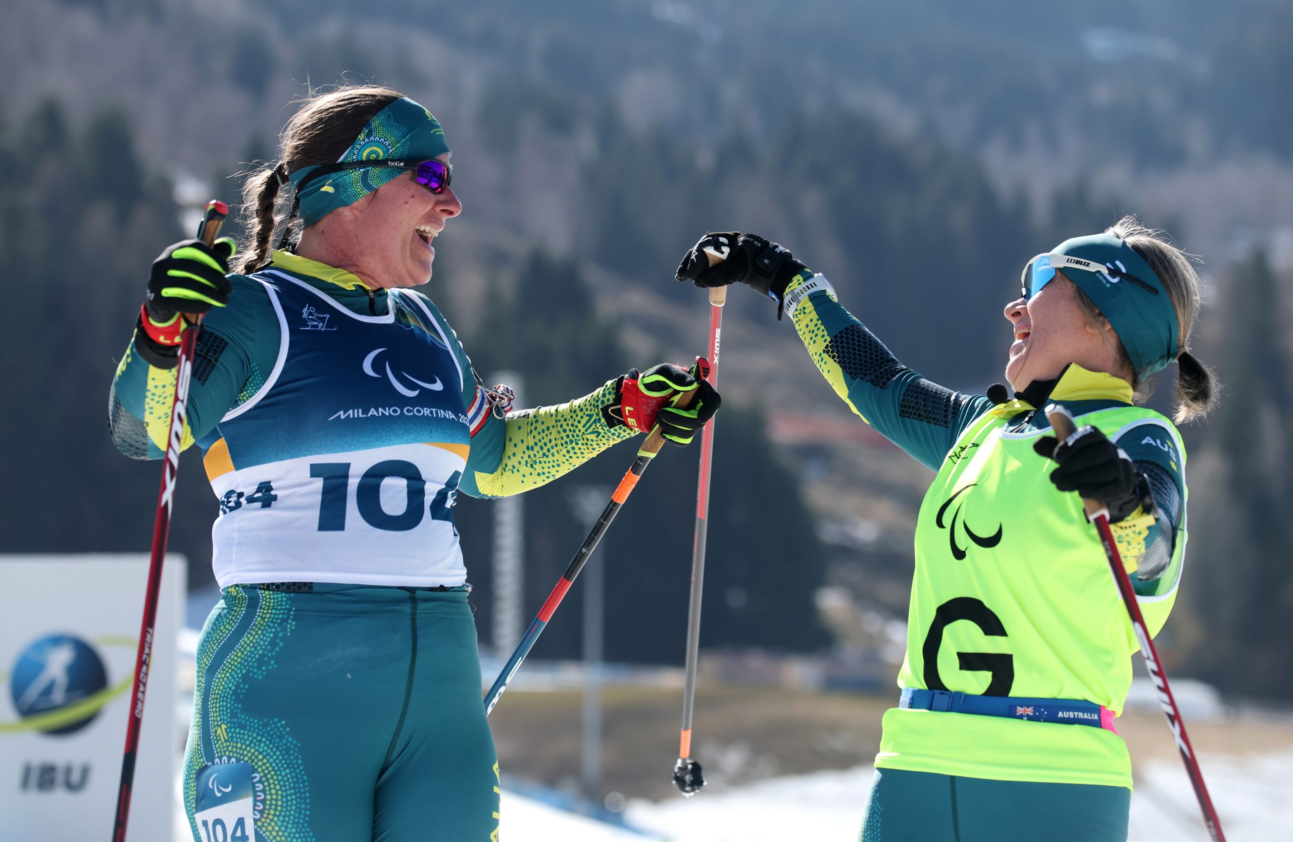 Taryn Dickens and guide Lynn Maree Cullen share a nice moment during the Winter Paralympic Games.