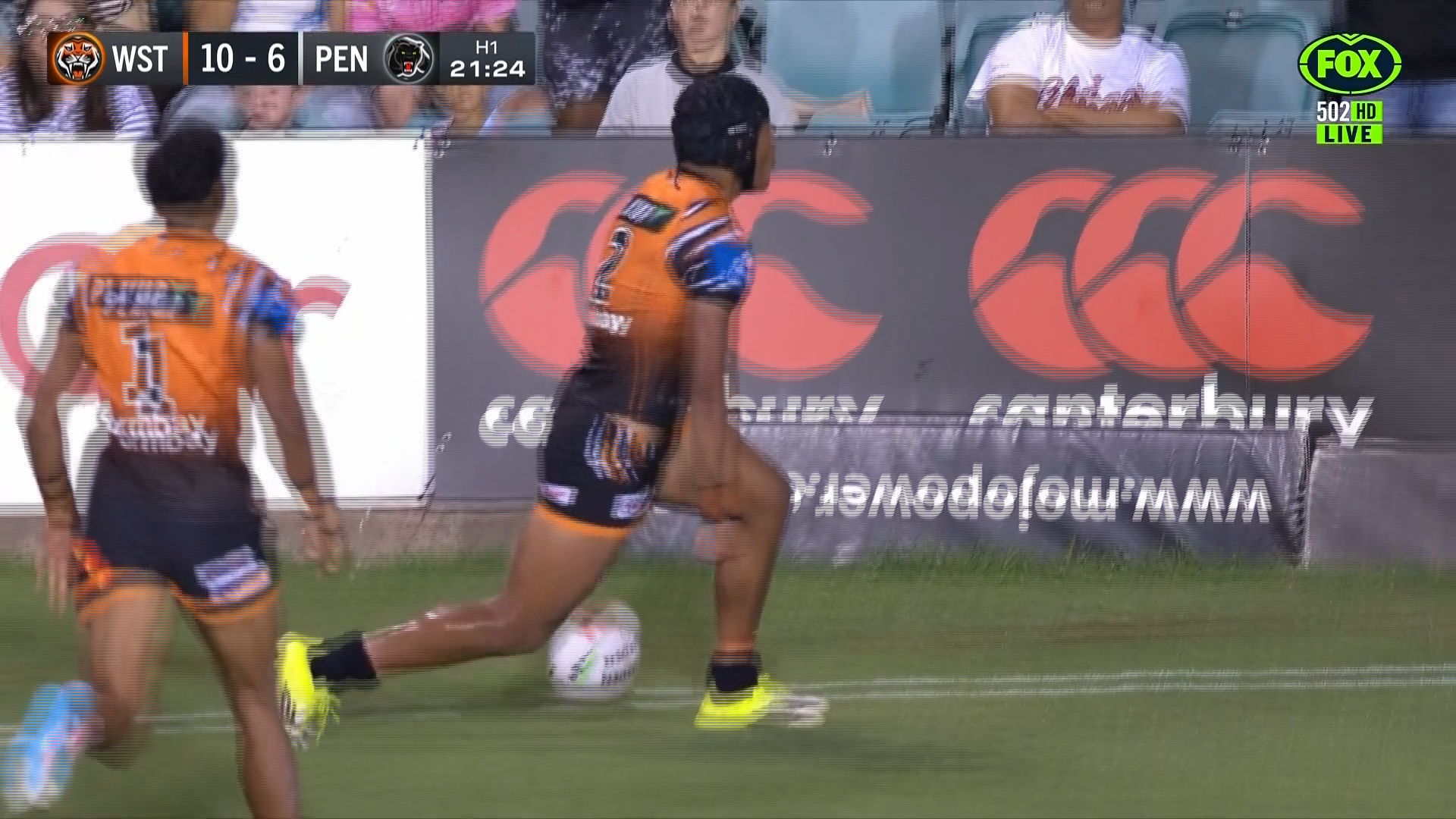 Tigers teen's freakish solo try