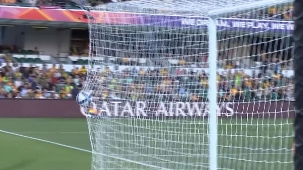 Kerr sets up Kennedy as Matildas strike