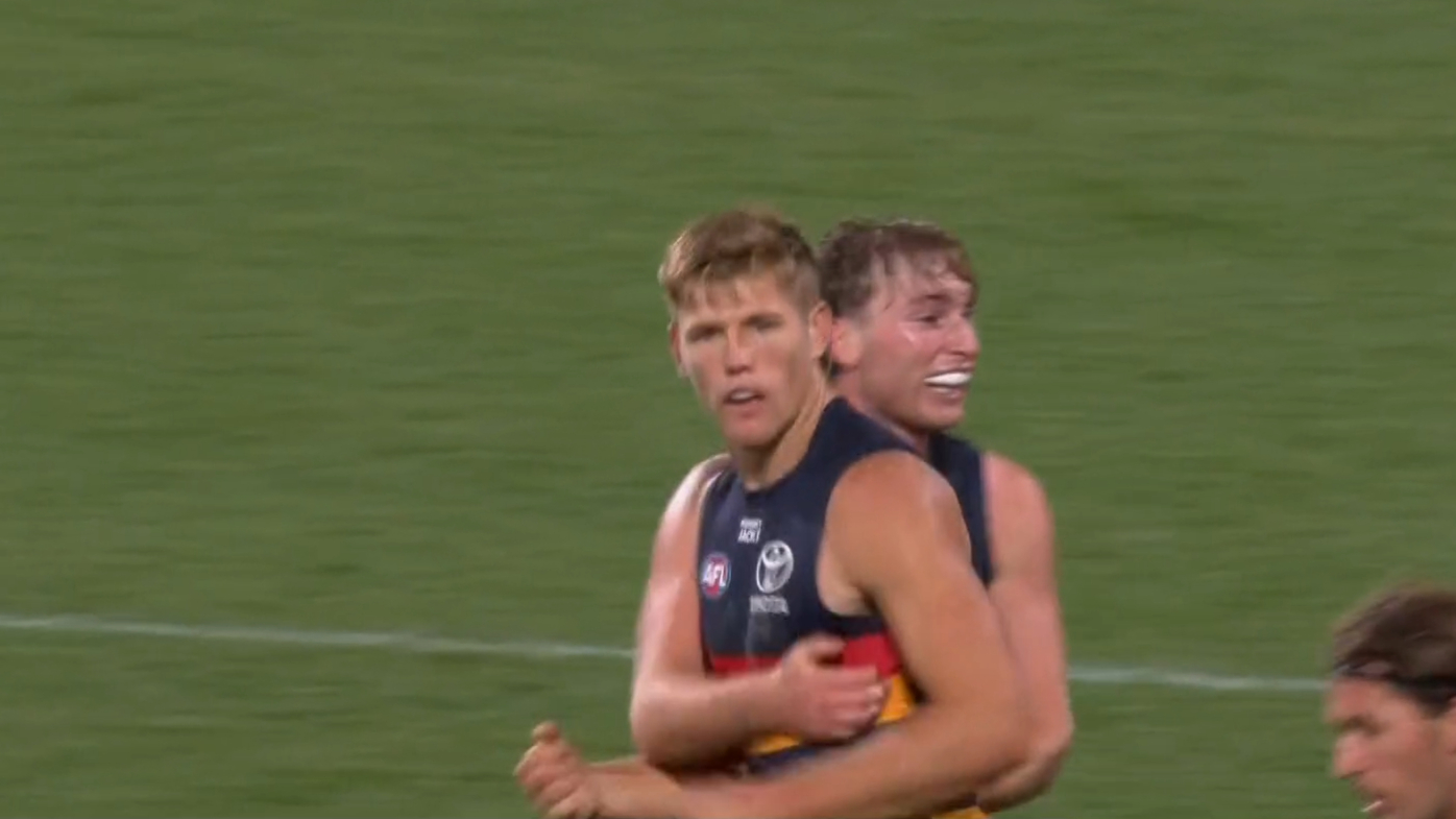 Cats beat Crows in thriller