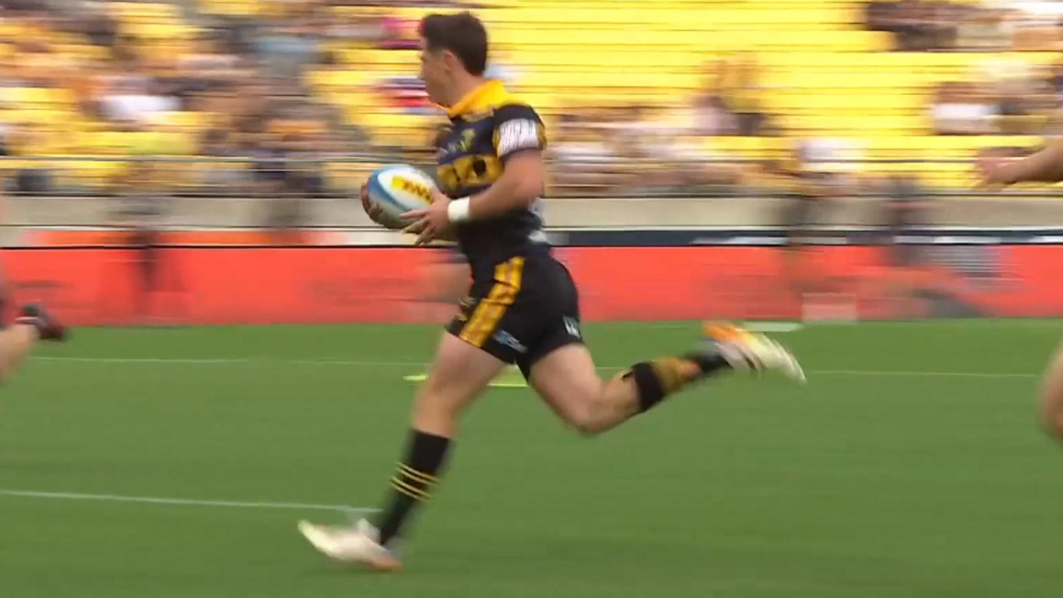 Roigard continues hot try-scoring form